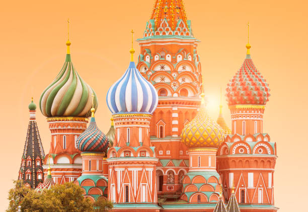 istock Fragment view of Saint Basil's Cathedral 642563010