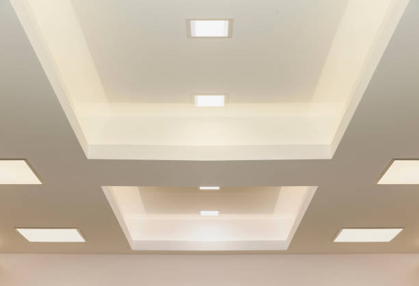 современный потолочные светильники - house indoors lighting equipment ceiling стоковые фото и изображения