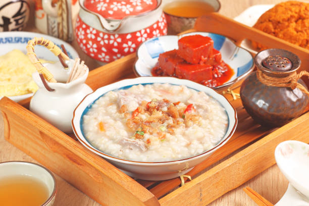 istock Brown rice porridge 642567288