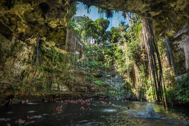 istock Ik Kil cenote, Yucatan popular landmark, Mexico 642578144