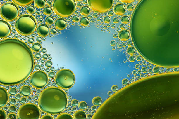 istock Oil in water abstract background 642592592