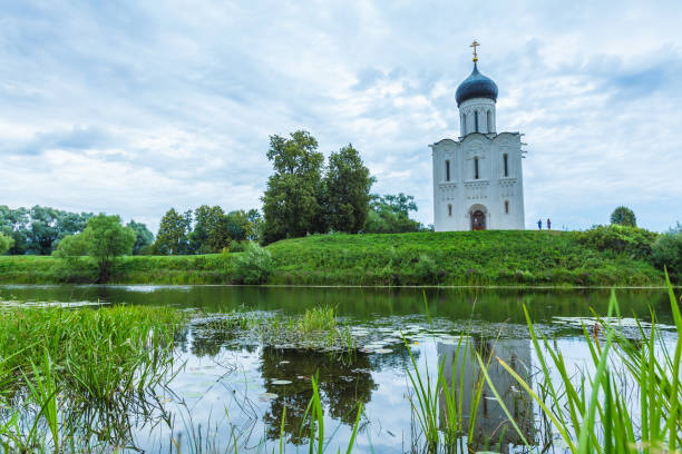 istock Church of the Intercession on the Nerl (1165) 642593024
