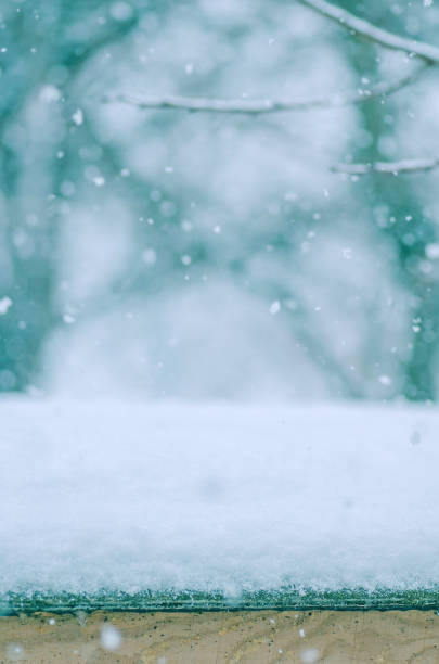 istock Background of fresh snow 642712730