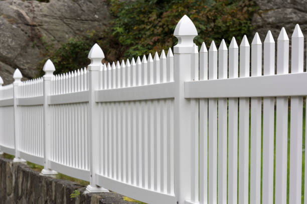 istock fence in Haugesund 642798428