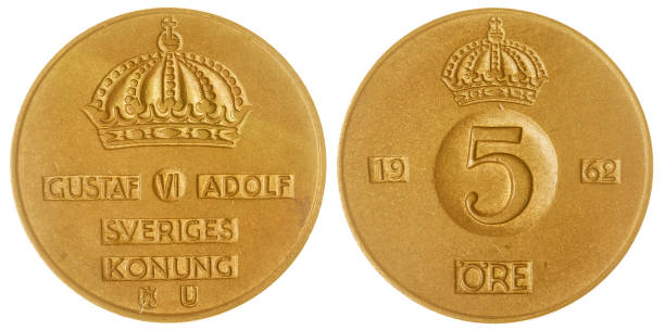 istock 5 ore 1962 coin isolated on white background, Sweden 643009918