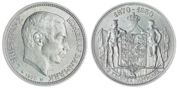 moneda de 2 krone 1930 aislado sobre fondo blanco, dinamarca - coin swedish currency swedish coin collection fotografías e imágenes de stock