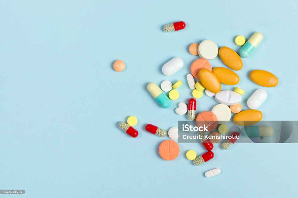 Drogues ou médecine - Photo de Comprimés libre de droits