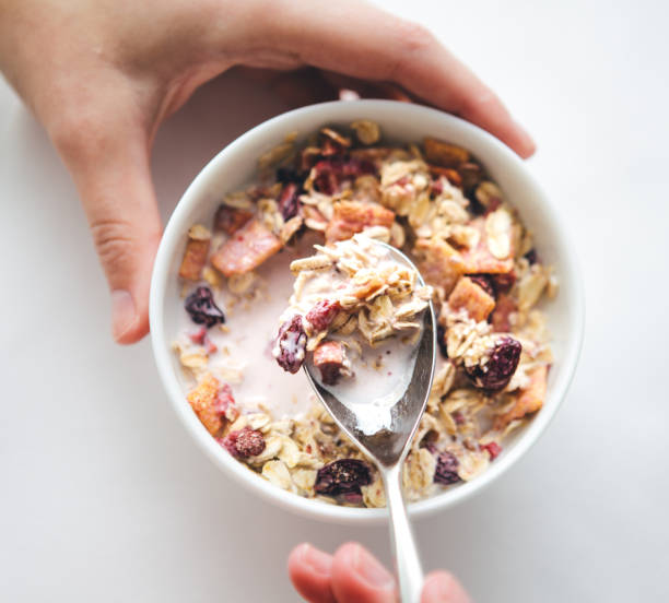 prima colazione salutare  - avena cereali da colazione foto e immagini stock