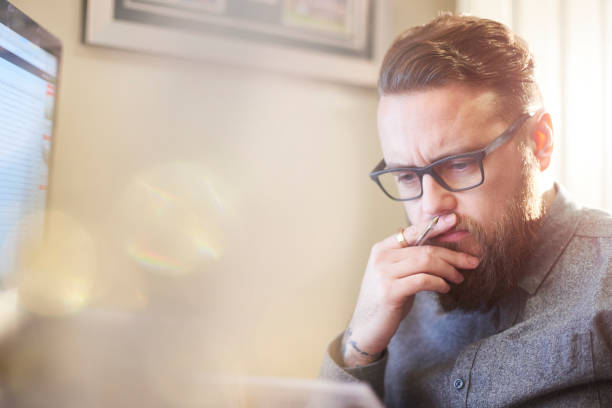 istock Small business finance worry 643043264