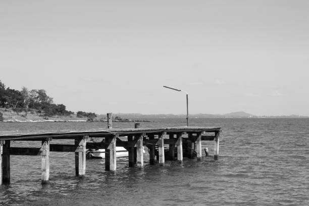 istock Small jetty on the sea 643050450