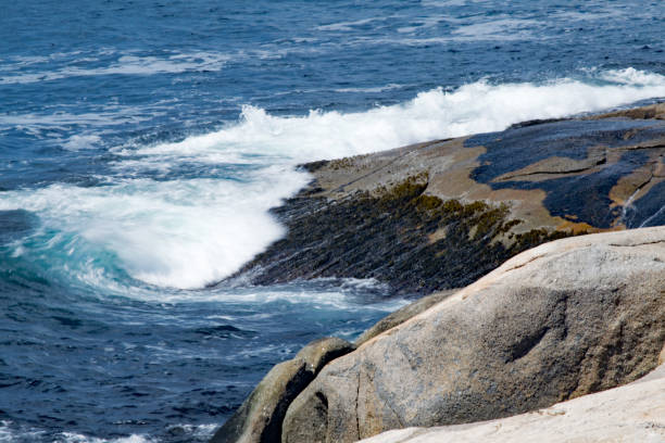 istock Peggy's Cove Ocean Rocks 643083640