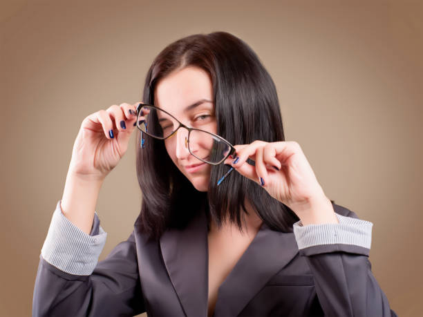 メガネの mpiteful 少女 - saleswoman glasses sales occupation bizarre ストックフォトと画像