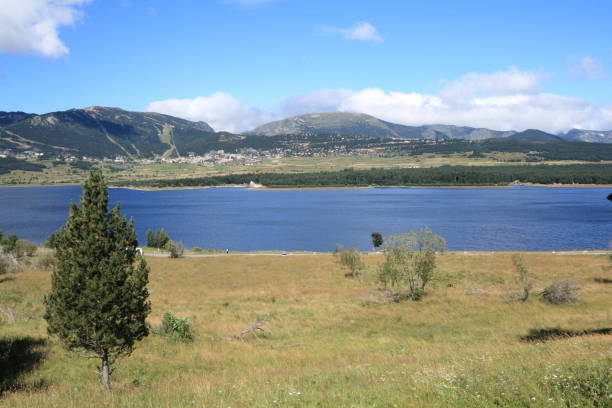 istock Lake of Matemale in Pyrenees 643093778