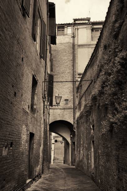 istock Siena street archway 643181848