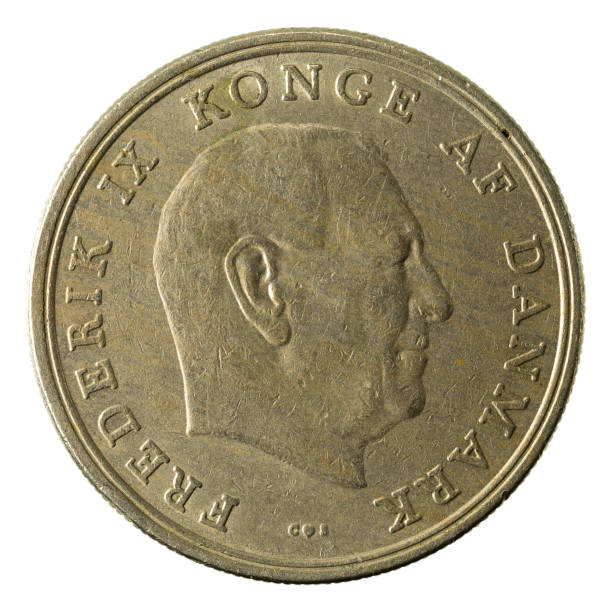 istock 5 danish krone coin (1961) reverse isolated on white background 643255640