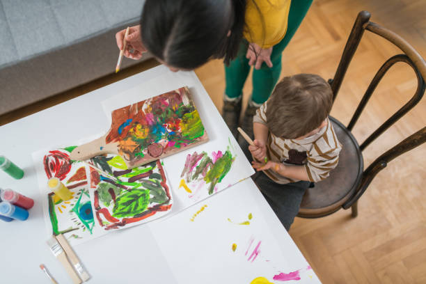 istock Enjoying painting with son 643314430