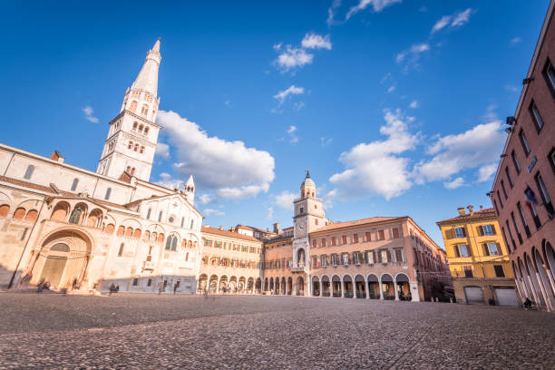 istock Modena, Piazza Grande, Duomo and Ghirlandina Tower. 643365094