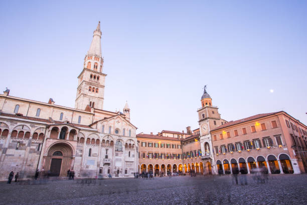 istock Modena, Piazza Grande, Duomo and Ghirlandina Tower. 643365144