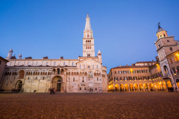istock Modena, Piazza Grande, Duomo and Ghirlandina Tower. 643365198