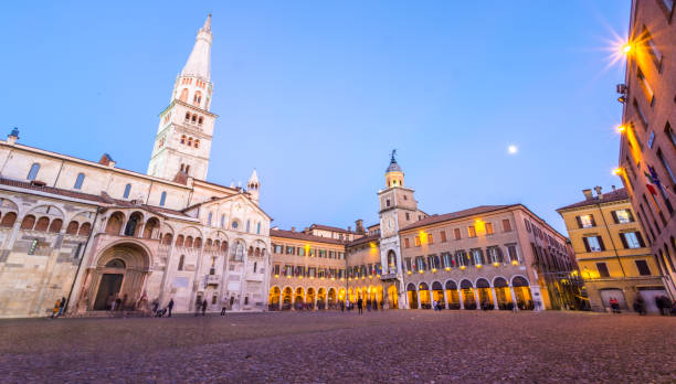 istock Modena, Piazza Grande, Duomo and Ghirlandina Tower. 643365218