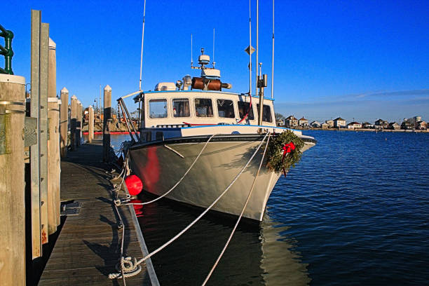 istock Lobster Boat at Christmas 643499760