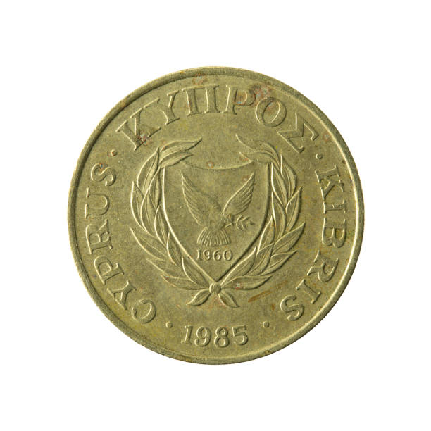 istock 5 cypriot cent coin (1985) reverse isolated on white background 643535502