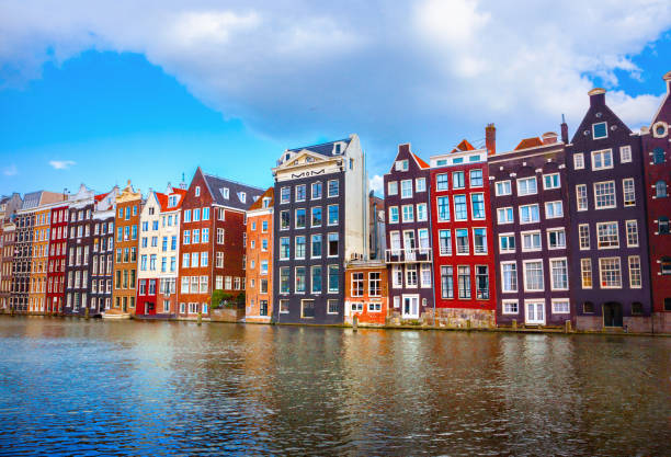 istock Houses in Amsterdam 643603604
