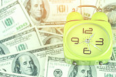 zeit-ist-geld-konzept.jpg?b=1&s=170x170&k=20&c=gbnk1YKM-vrbCCIEW09us_xryUptfTpSLb-LTLbtLyg=