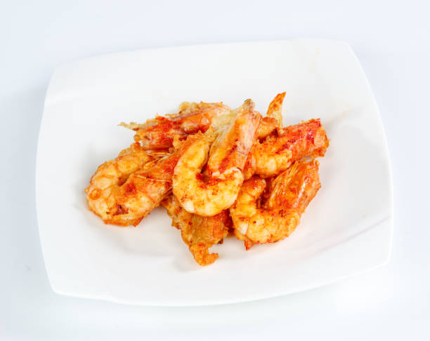 istock Fried shrimp isolated on white background 643624750