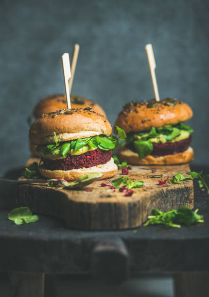 istock Healthy vegan burger with beetroot-quinoa patty, clean eating concept 643690742