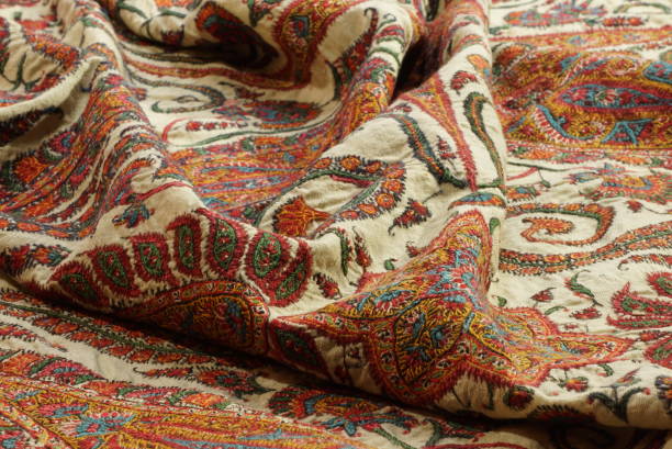 antique kashmir wool paisley shawl - shawl imagens e fotografias de stock