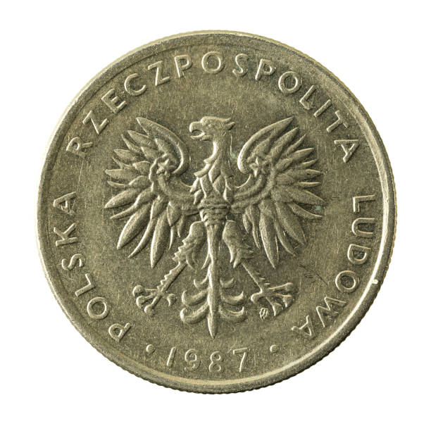 istock 20 polish zloty coin (1987) reverse isolated on white background 643731330