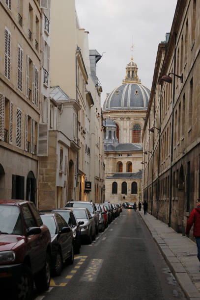 istock A trip to Paris. Paris in the spring, 643739976