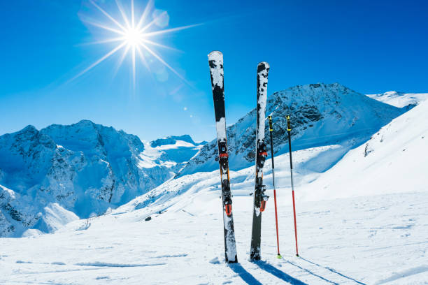 スキーやリモート斜面スキー ストック - ötztal alps ストックフォトと画像