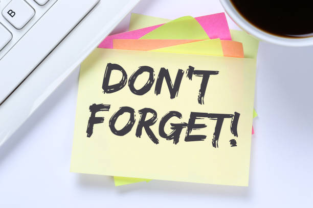 istock Don't forget date meeting remind reminder notepaper business desk 643775732