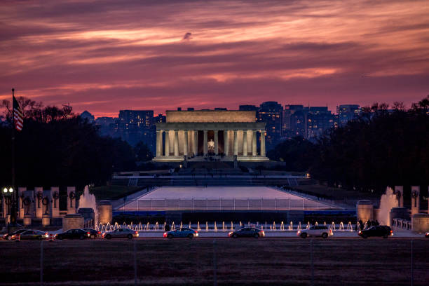 istock Lincoln Memorial at Sunset 643775774