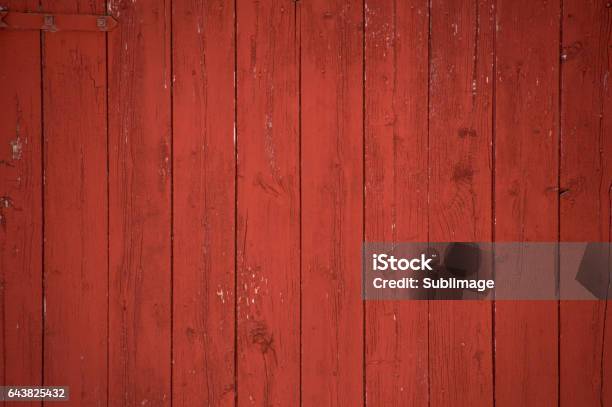 Vertikale Rote Scheune Brettern Und Bohlen Hintergrund Stockfoto und mehr Bilder von Rote Scheune