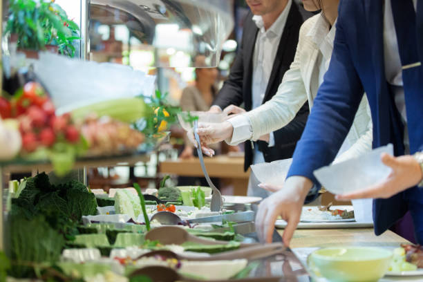 czas na posiłek  - cafeteria zdjęcia i obrazy z banku zdjęć