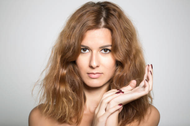 portre woman portre woman, studios shot Best Hair Mask for Frizzy Hair stock pictures, royalty-free photos & images