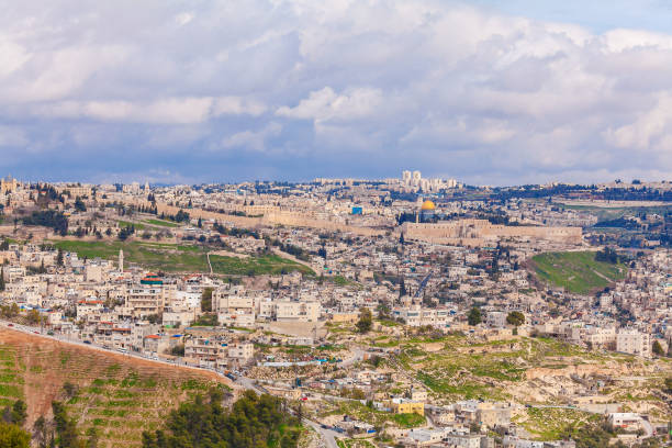 istock Jerusalem Old City and Temple Mount 643974454