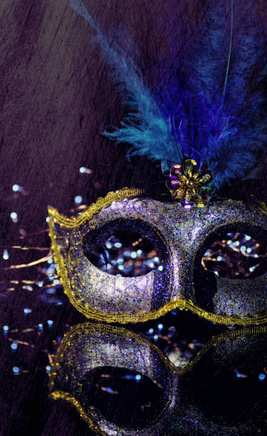 masquerade venitian carnival mask, female theatrical feathers - venitian imagens e fotografias de stock