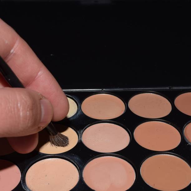 istock contouring concealer make up oil based color palette 644070750