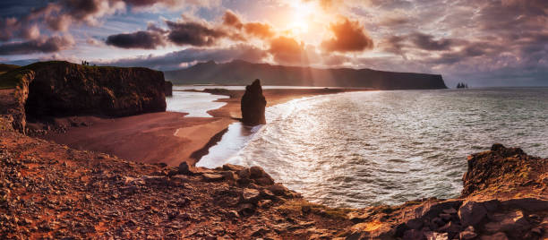 istock The black sand beach and mountains 644099112
