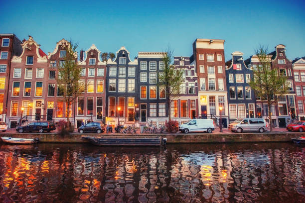 istock Fantastic sunset that shines on buildings 644109042