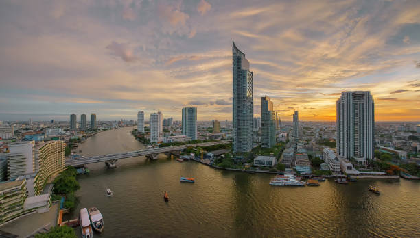 istock Chao Phraya River at sunset, Bangkok, Thailand 644172842