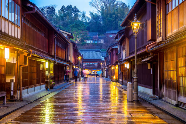Higashi Chaya District Higashi Chaya District in Kanazawa Japan rainy cafe stock pictures, royalty-free photos & images