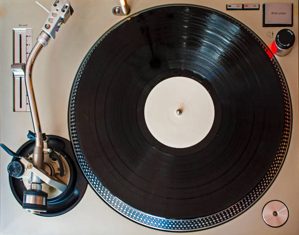 istock top view of a vintage turn table 644276094