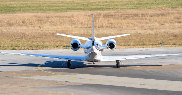 istock Airport plane activiti 644288236