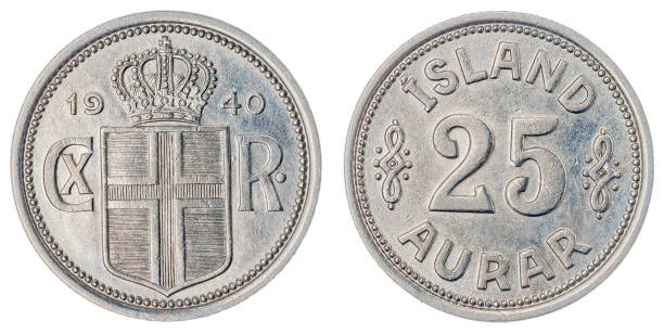 istock 25 aurar 1940 coin isolated on white background, Iceland 644291252
