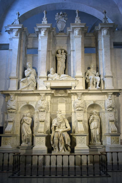 moïse de michel-ange à san pietro in vincoli, rome - pope julius ii photos et images de collection